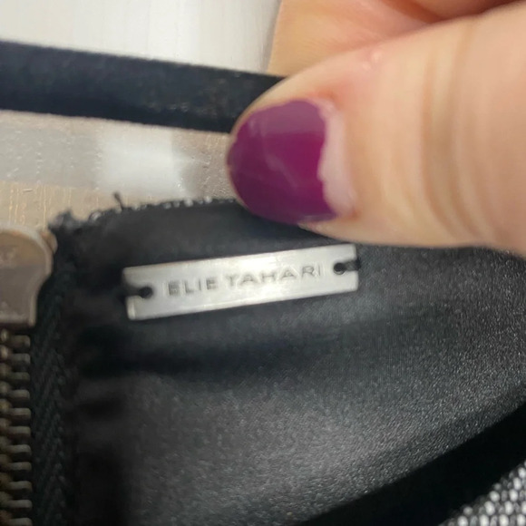 ELIE TAHARI Mixed Media Sheath Dress Black/Gray With Leather Shoulder Detail - Picture 4 of 8